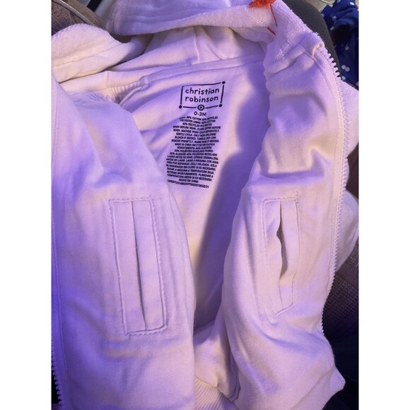 christan robinson 2 piece set neutral in color medical adaptive 0-3 months nwt - Picture 2 of 5